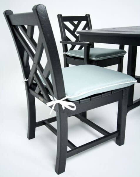 Tables that are space-saving and versatile - Maximizing Space: Space-Saving Furniture Solutions for Small Restaurants